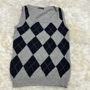 EUC - Womens Gray Argyle Vest Size S